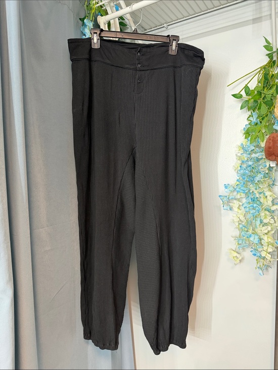 Free People Pants - Free People Black Ribbed Jogger Pants